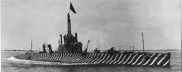 USS K-5 showing its stripes near Pensacola, FL in 1916