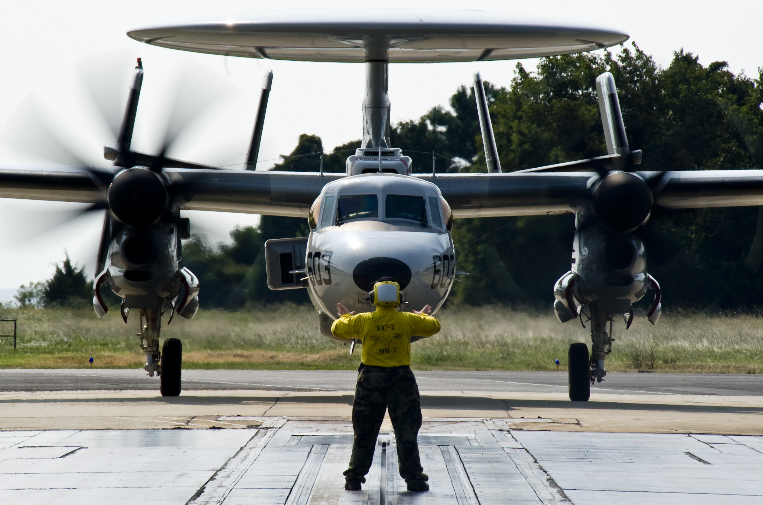E-2D Hawkeye from the Pioneers of Air Test and Evaluation Squadron (VX) 1 on Aug. 27, 2013. US Navy Photo