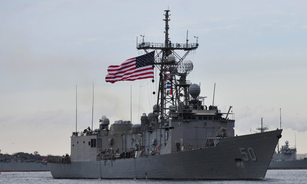  USS Taylor (FFG-50) departs Naval Station Mayport for a seven-month deployment to the U.S. 5th and 6th Fleets on Jan. 8, 2014. US Navy Photo