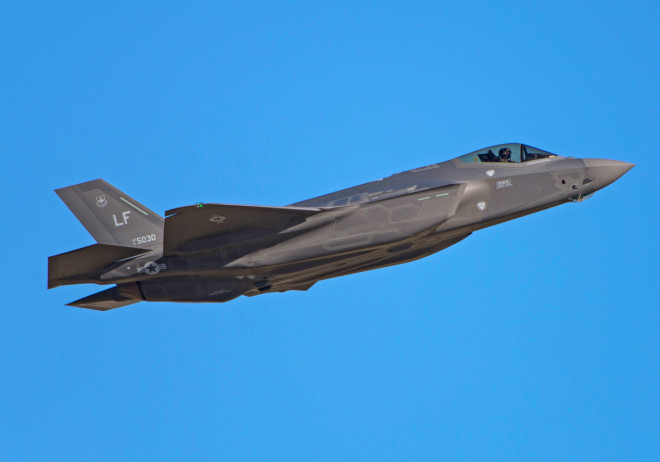 Australia Selects First F-35 Joint Strike Fighter Pilots 