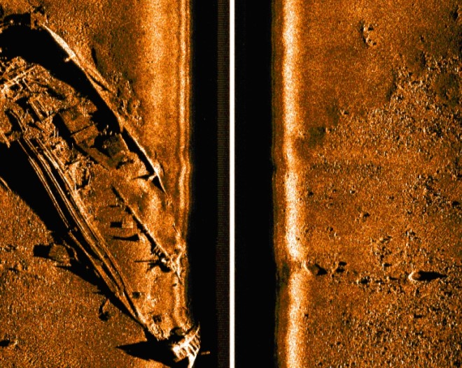 U.S. Navy Sends Underwater Sonar Robot in Search for Missing Malaysian Airliner 