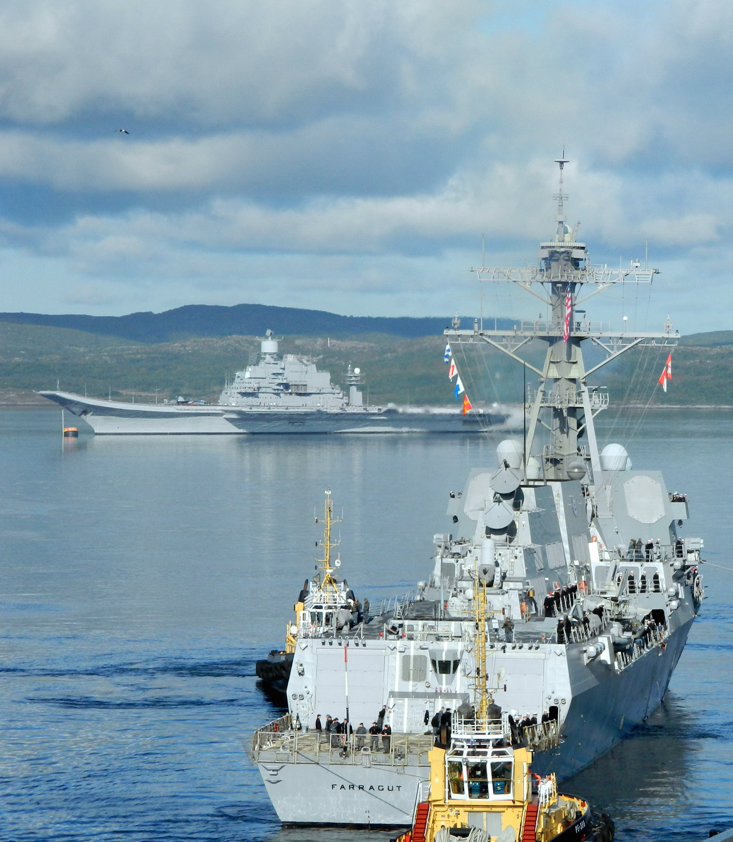 USS Farragut (DDG-99) arrives in Severomorsk, Russia for a two-day visit after completing exercise Northern Eagle 2012. Russian Navy Photo