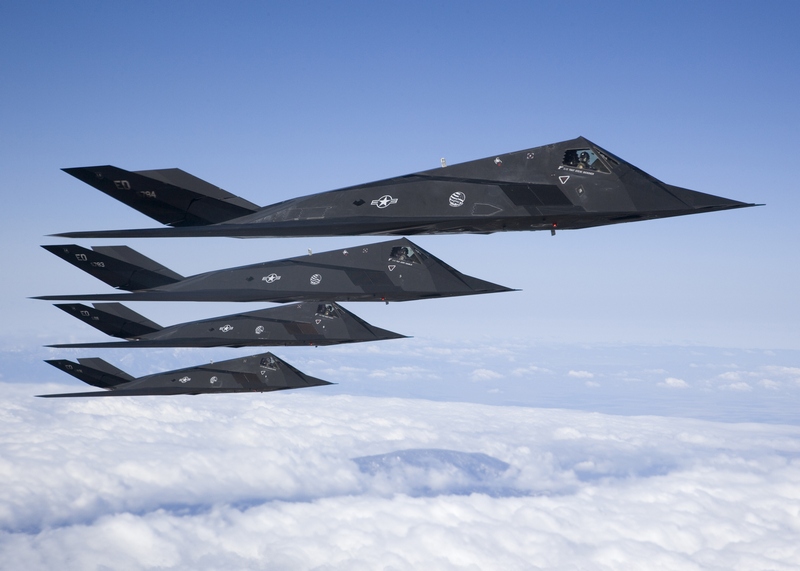 F-117s in formation 