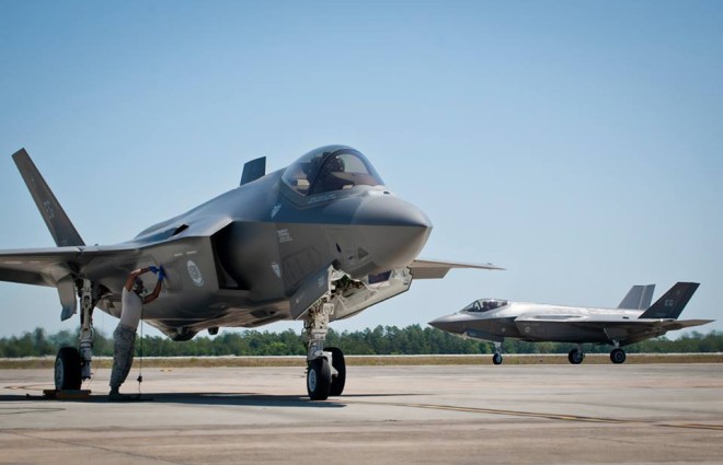 Fire Breaks Out on F-35 at Eglin Air Force Base, Pilot Safe
