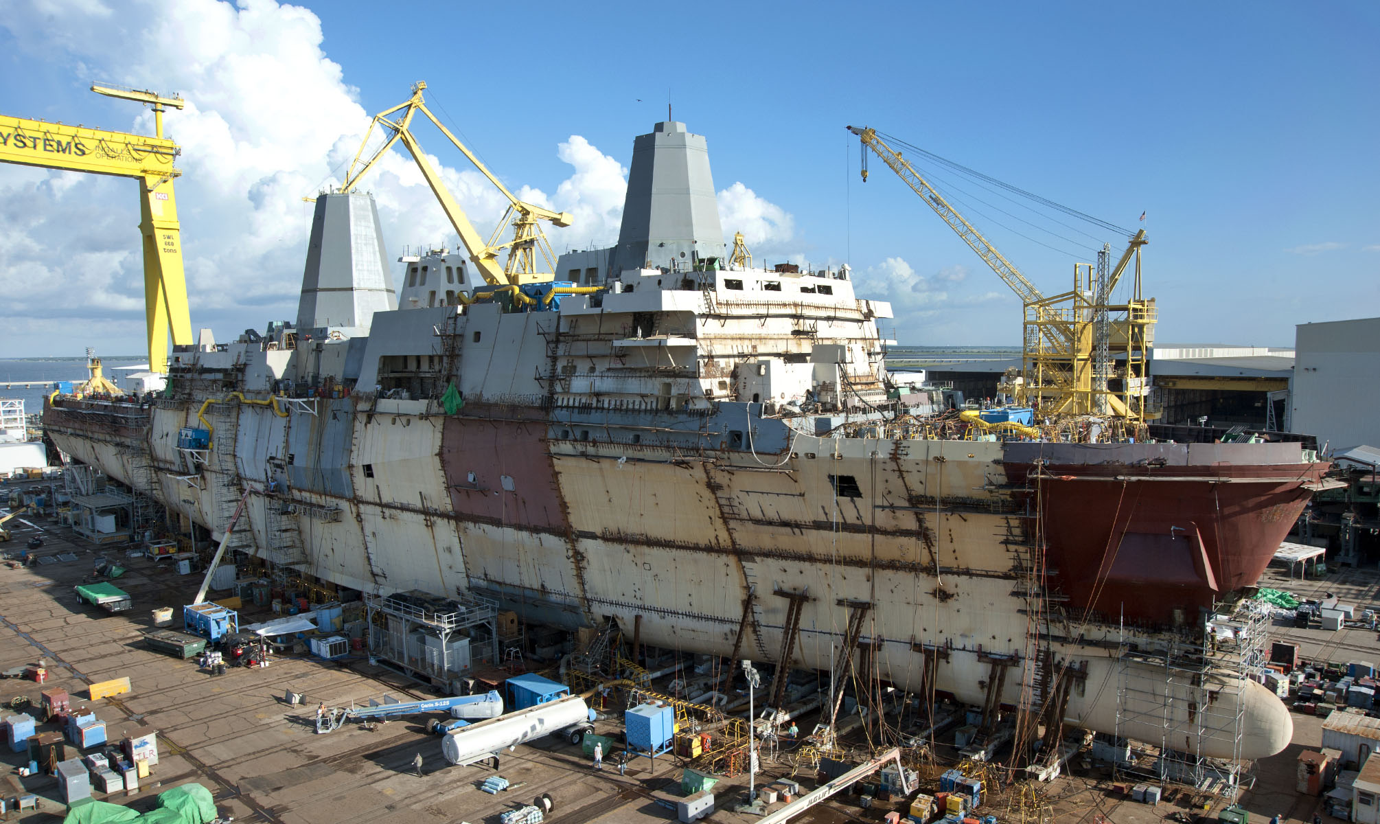 USS Arlington (LPD-24) under construction at Ingalls Shipbuilding. Huntington Ingalls Industries Photo