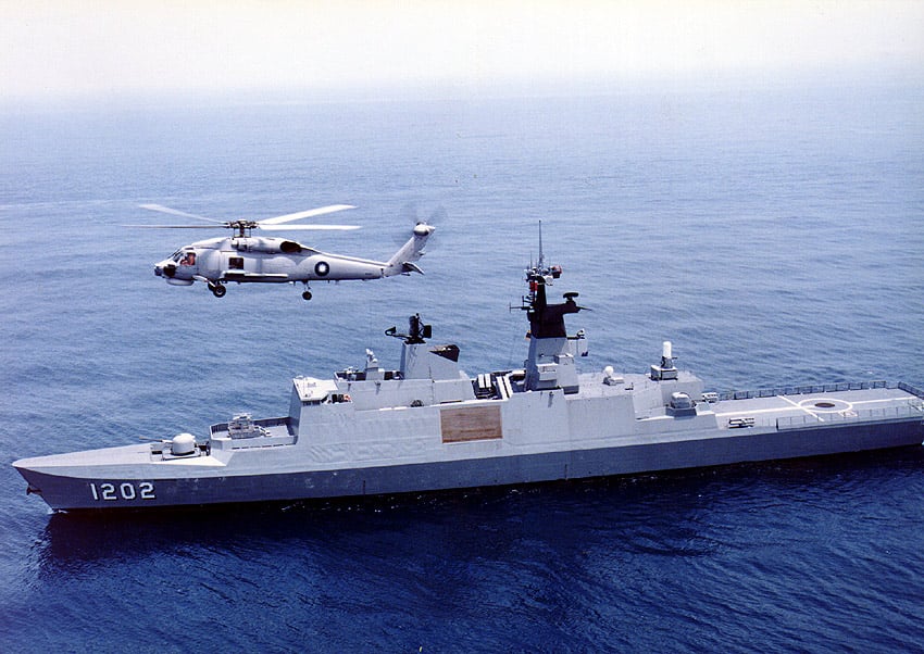 ROC Navy Kang Ding-class (Lafayette-class) frigate with S-70C helicopter. Taiwan Ministry of National Defense Photo