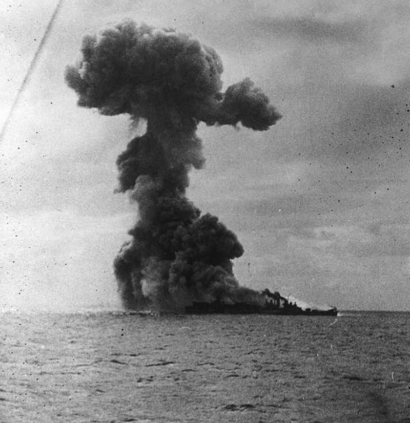 Explosion onboard USS Princeton (CVL-23)