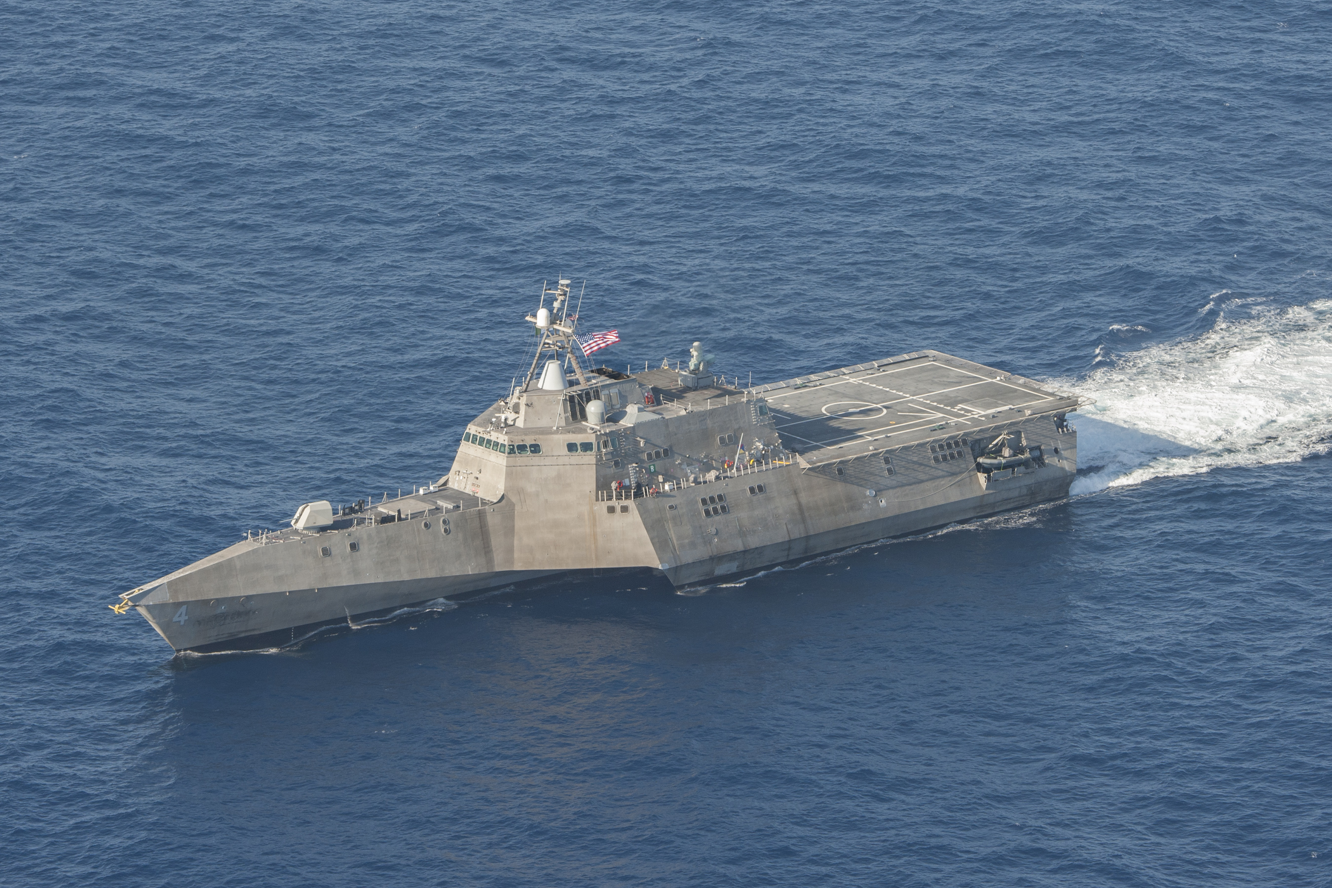USS Coronado (LCS-4) underway in the Pacific Ocean on April 23, 2014. US Navy Photo