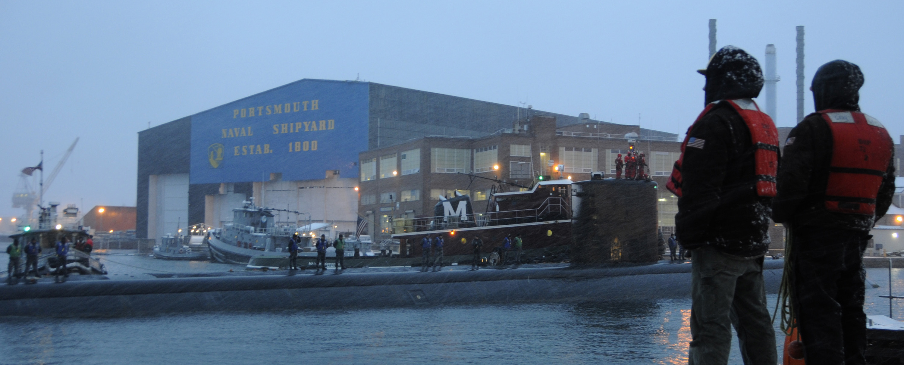 USS Miami arrives at Portsmouth Naval Shipyard, Maine in 2012. US Navy Photo