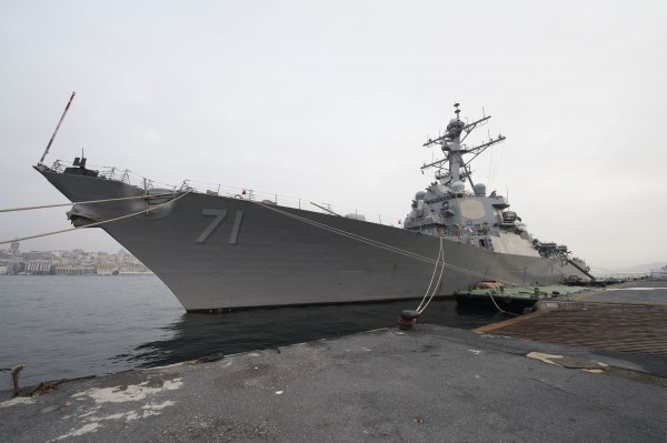 USS Ross pierside in Istanbul, Turkey. US Navy Photo