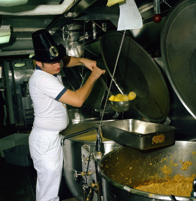 Graphic: U.S. Navy Thanksgiving at Sea