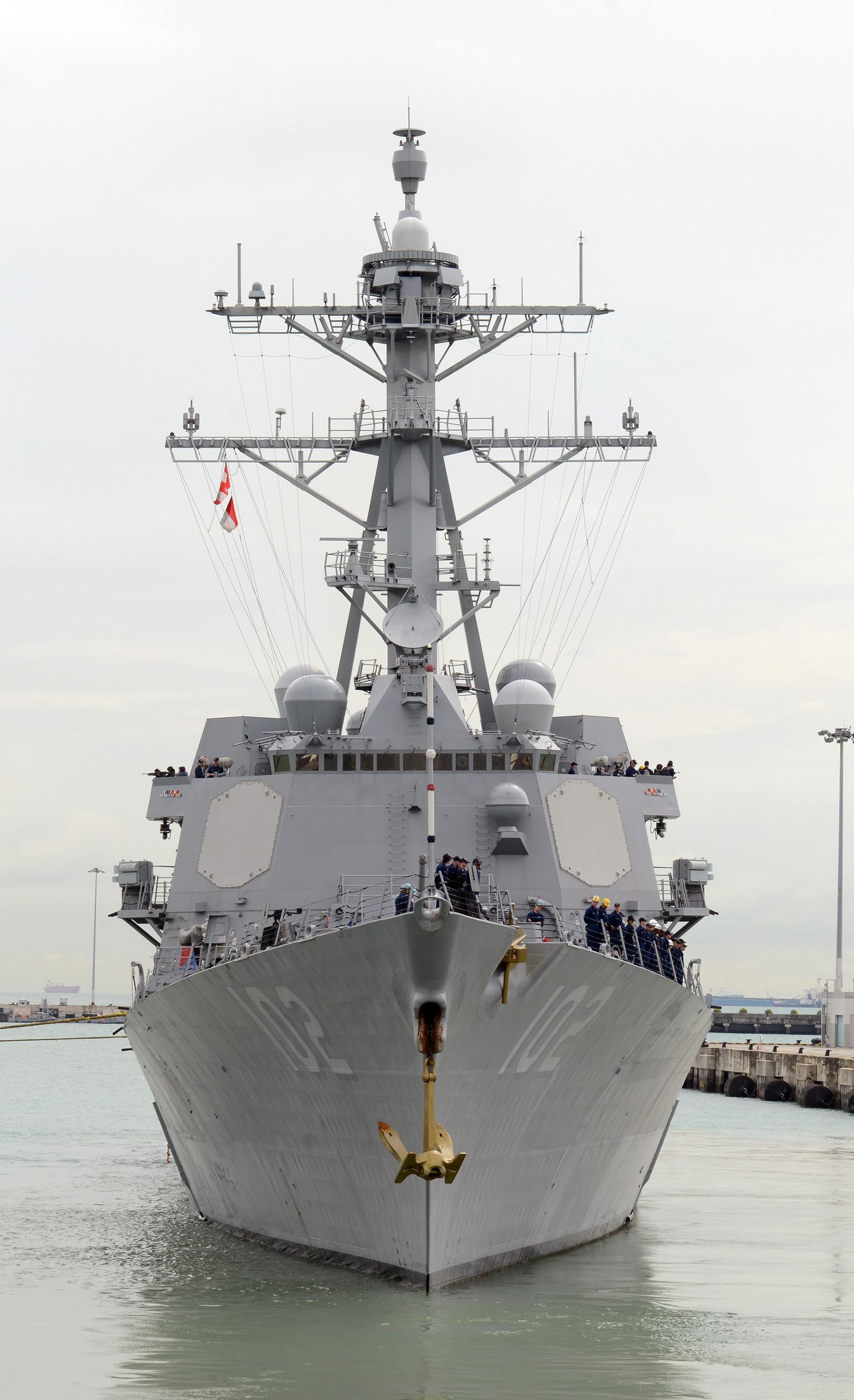 USS Sampson (DDG 102) gets underway. Sampson leaves Singapore after a scheduled port visit on Dec. 29, 2014. US Navy Photo