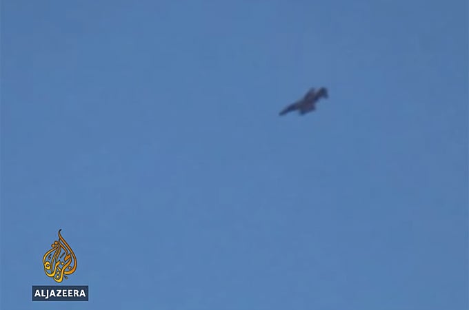 An aircraft believed to be an Iranian F-4 Phantom II operating over eastern Iraq. Al Jazerra image. 