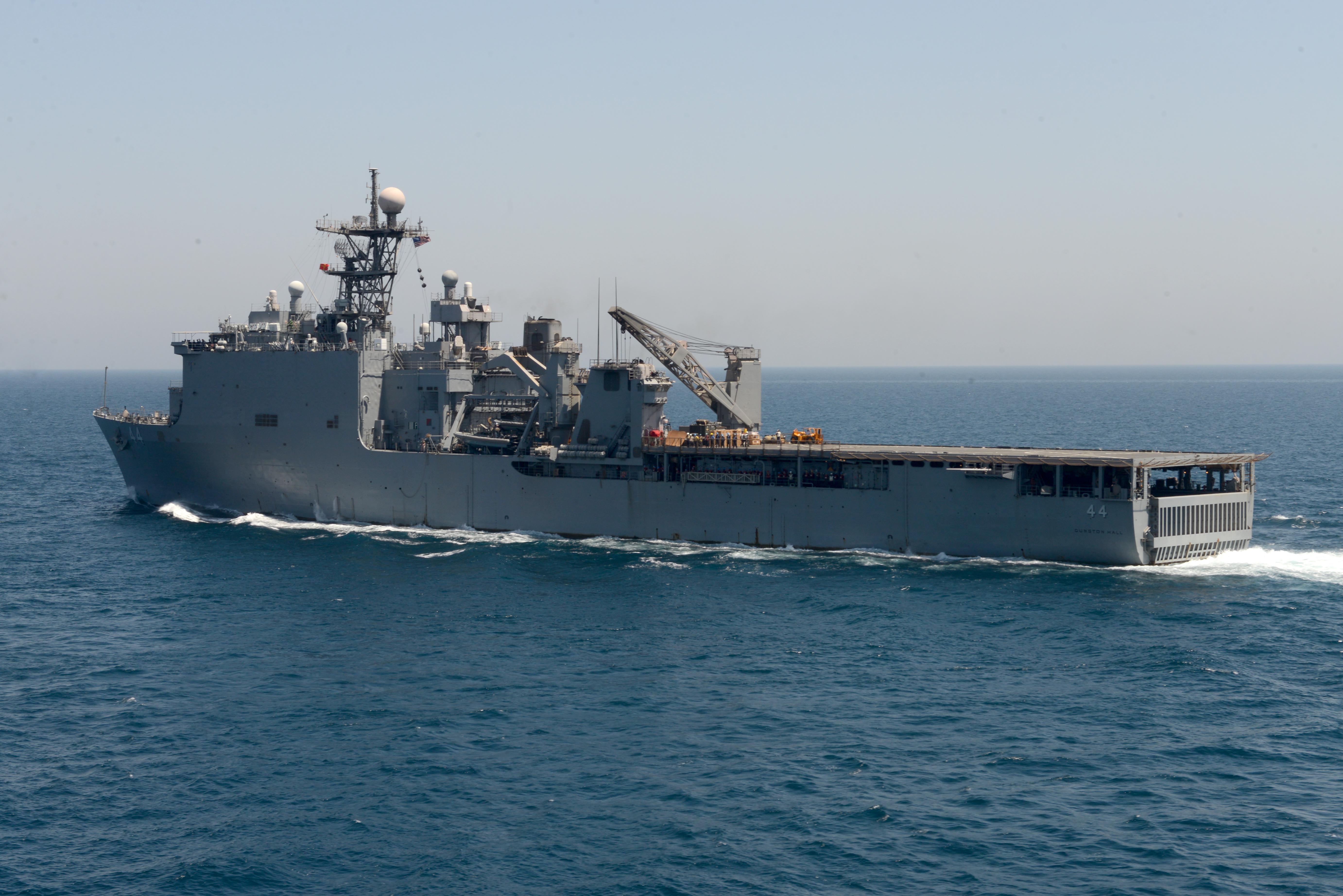The amphibious dock landing ship USS Gunston Hall (LSD 44) transits the Arabian Gulf as part of the Bataan Amphibious Ready Group in 2014. US Navy Photo