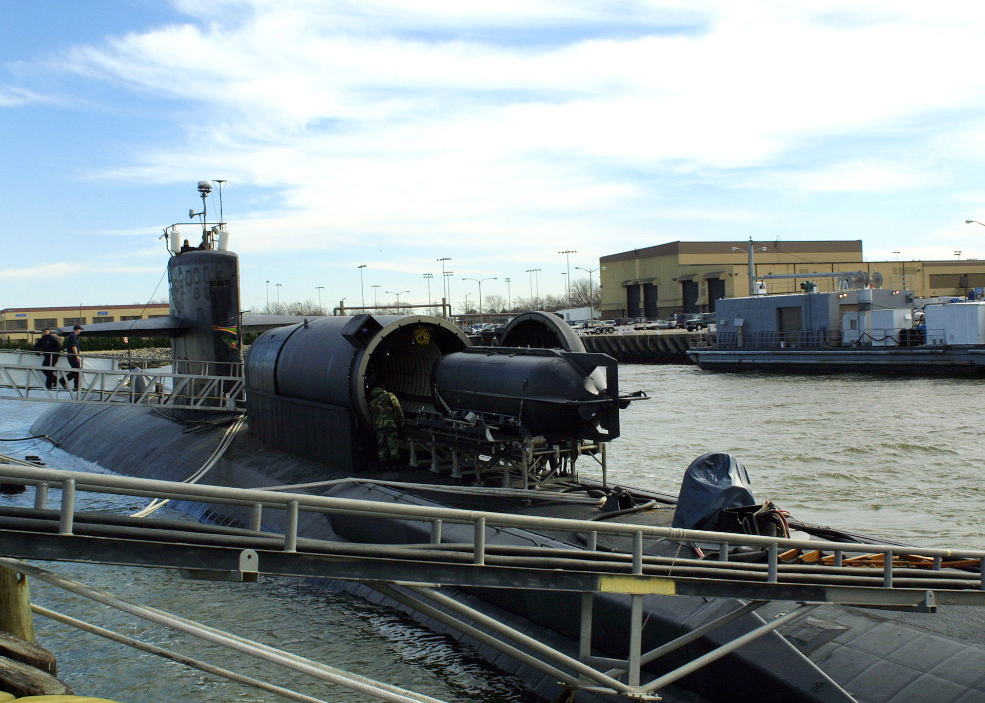 A U.S. Navy Seal Delivery Vehicle onboard Los Angeles-class attack submarine USS Dallas. US Navy Photo
