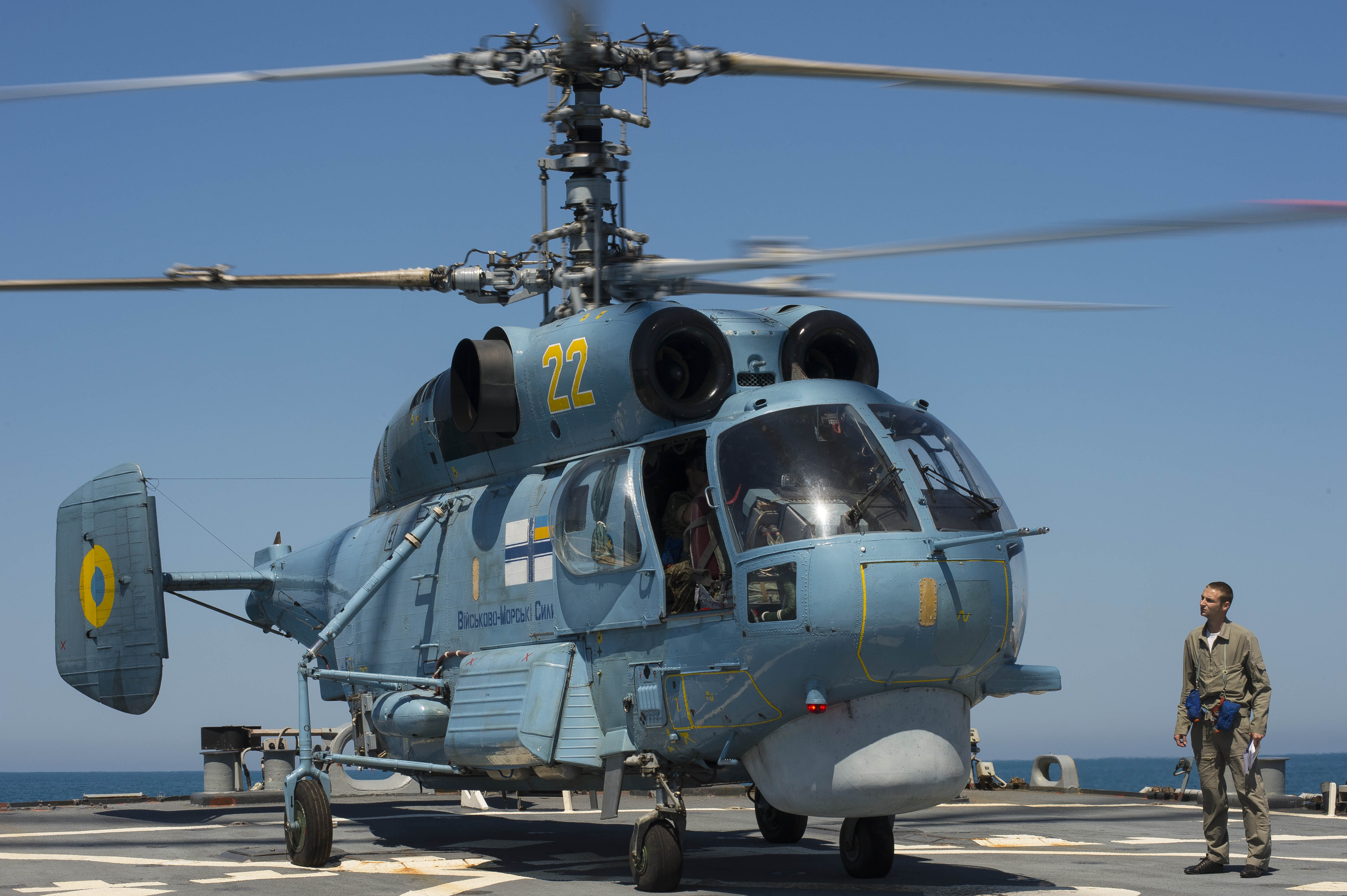 A Ukrainian Navy Helix 05 helicopter conducts flight operations aboard the guided-missile destroyer USS Ross (DDG 71) during a passing exercise on June 2, 2015. US Navy Photo