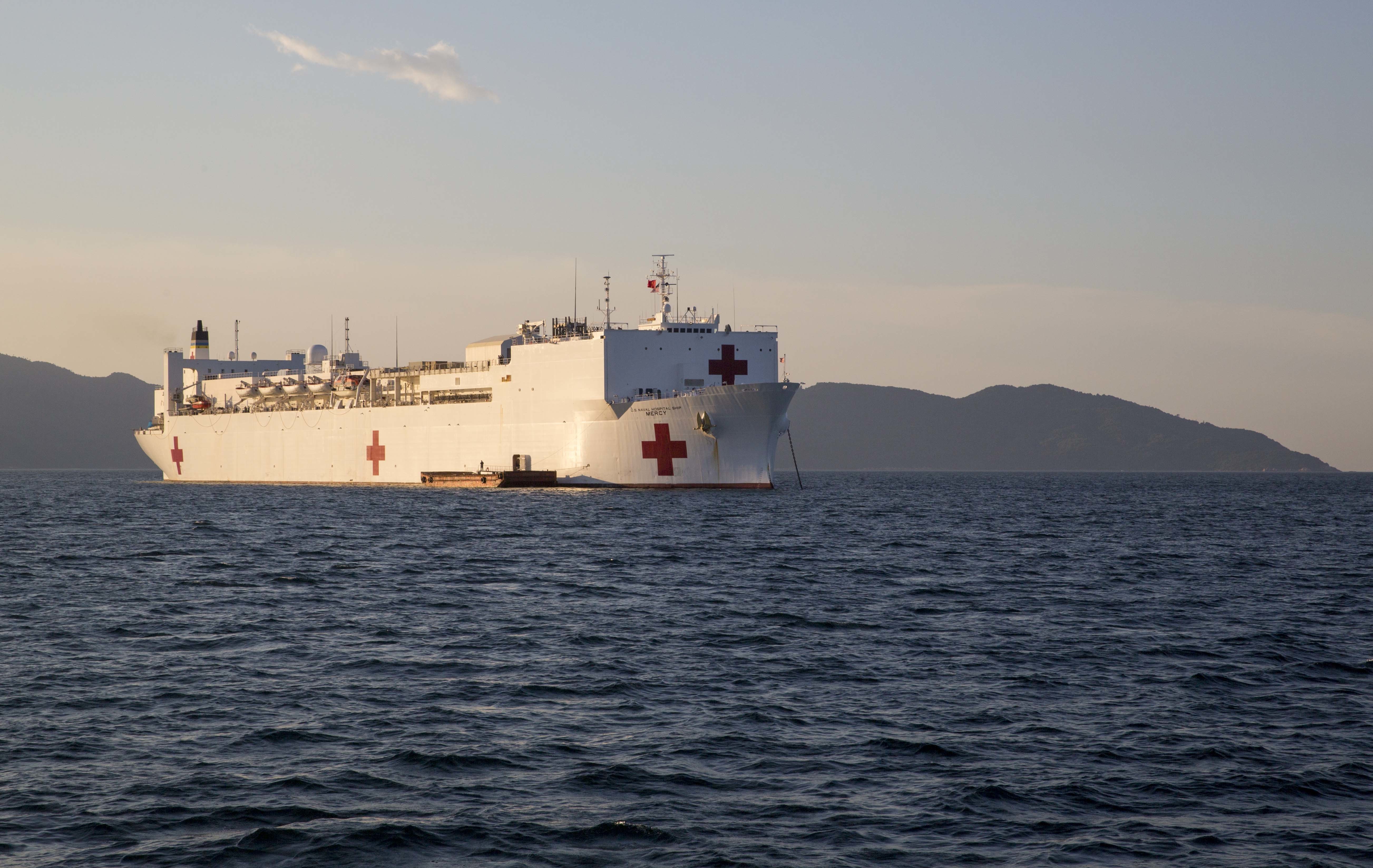Hospital ship USNS Mercy (T-AH 19) sits at anchor upon its arrival off the coast of Da Nang, Vietnam on Aug. 17, 2015. US Marine Corps Photo