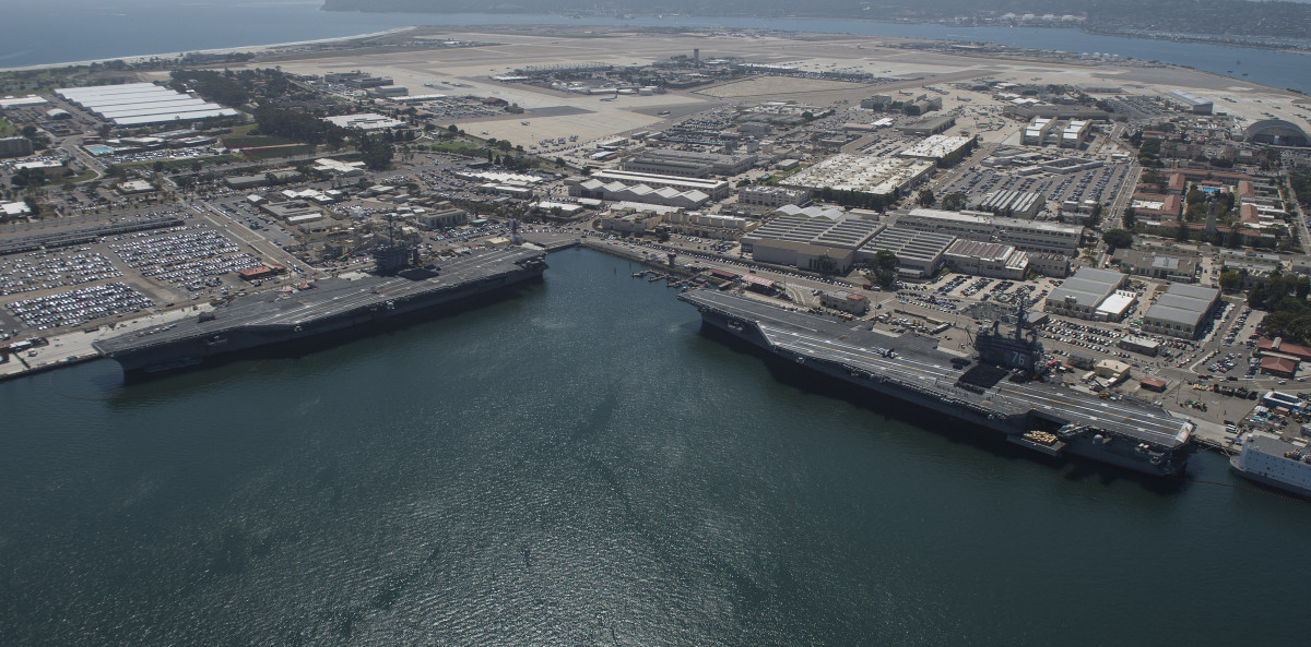 Carrier USS George Washington Departs San Diego After 4-Day Delay for ...