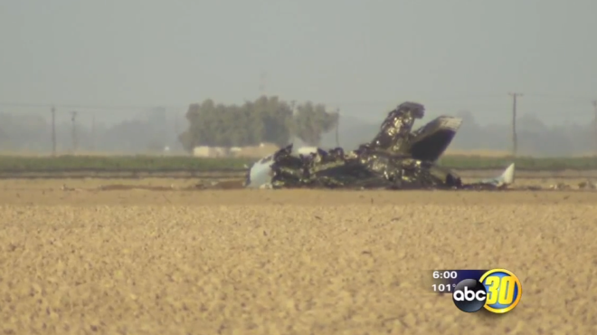 Super Hornet Crashes in California, Pilot Safe