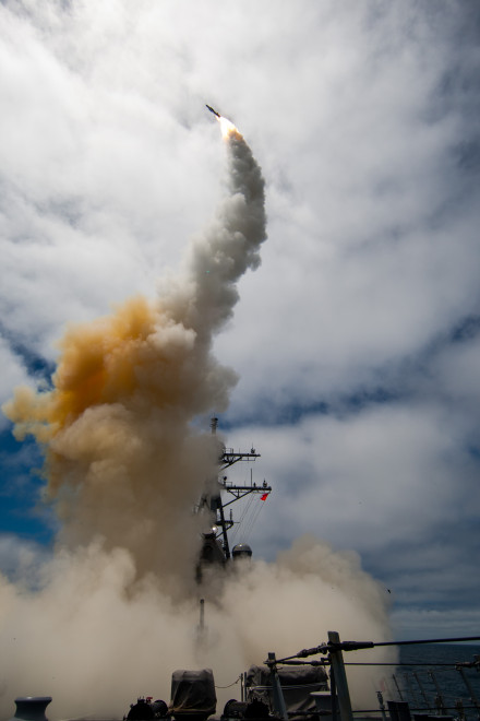 Navy Developing Software To Give Standard Missile-6 Additional Mission Capabilities
