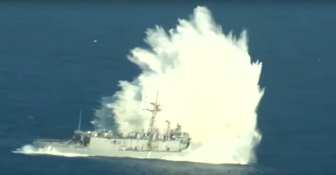 Video: Former Frigate USS Thach Hit in Live Fire Sinking Exercise