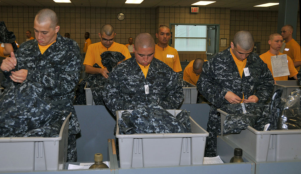 Document: Navy Instruction Phasing Out 'Blueberry' Working Uniform - USNI  News