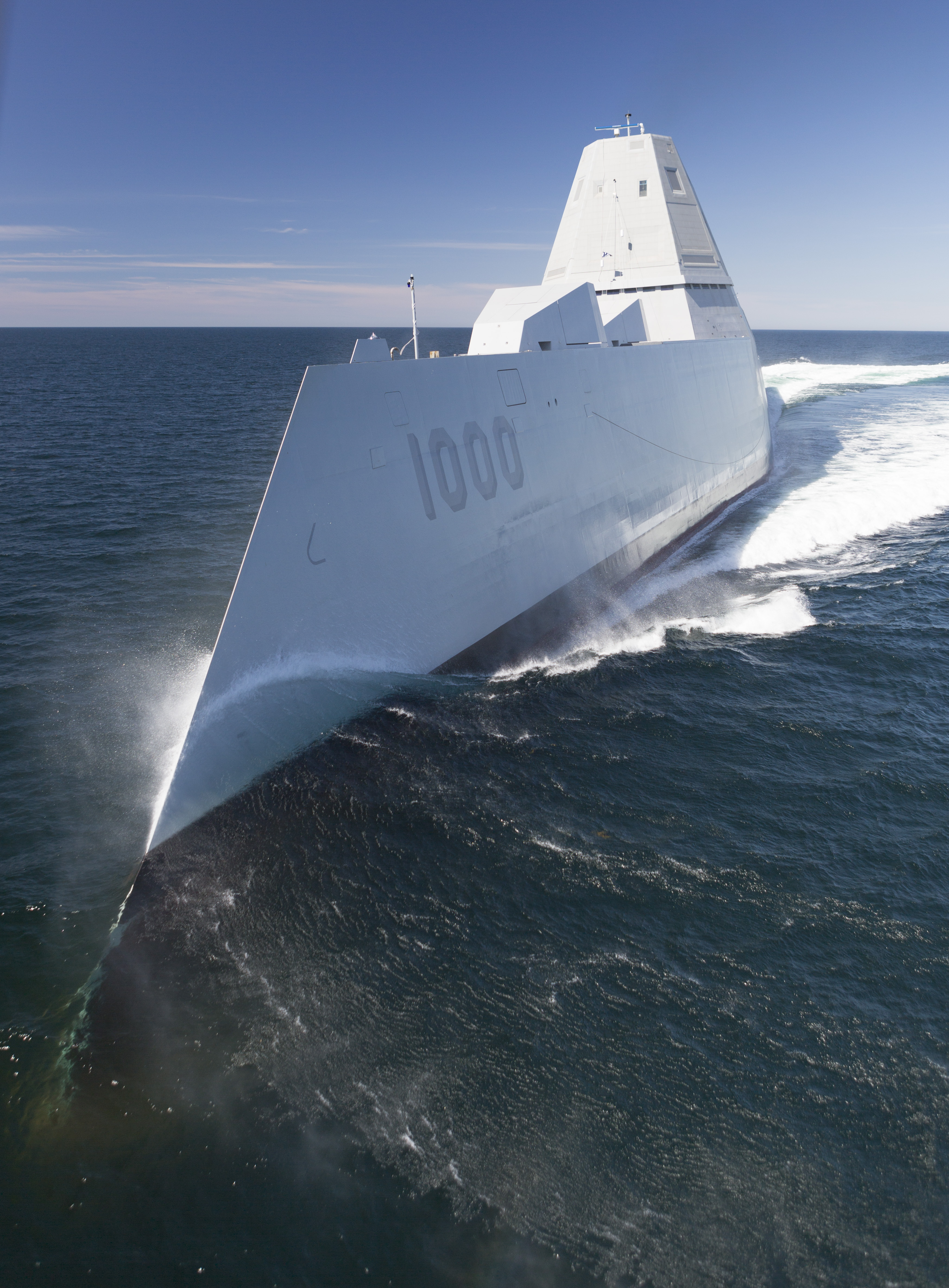 Zumwalt (DDG 1000) transits the Atlantic Ocean on April 21, 2016. US Navy Photo