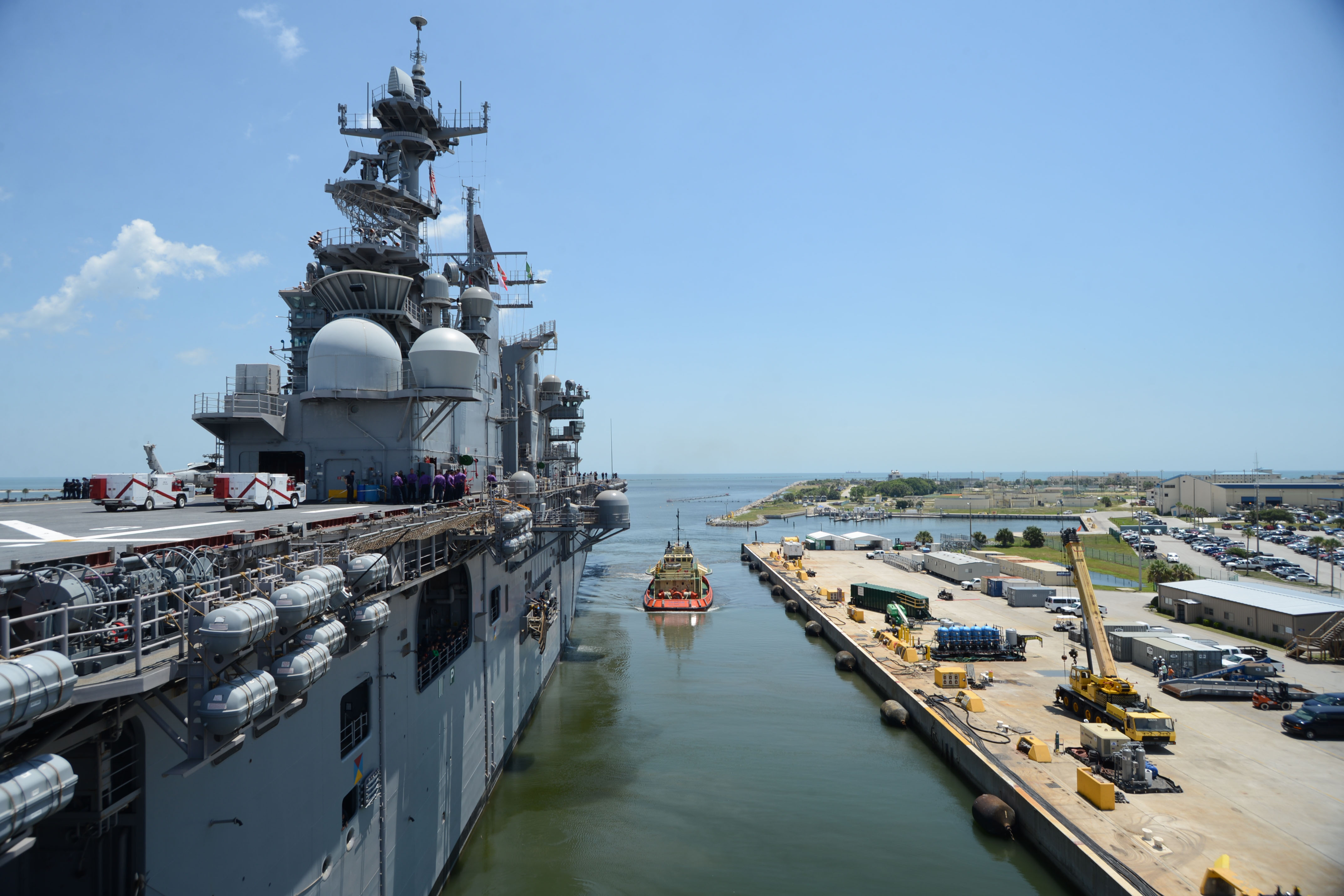 Amphibious assault ship USS Iwo Jima (LHD-7) commences on June 23, 2016. US Navy Photo