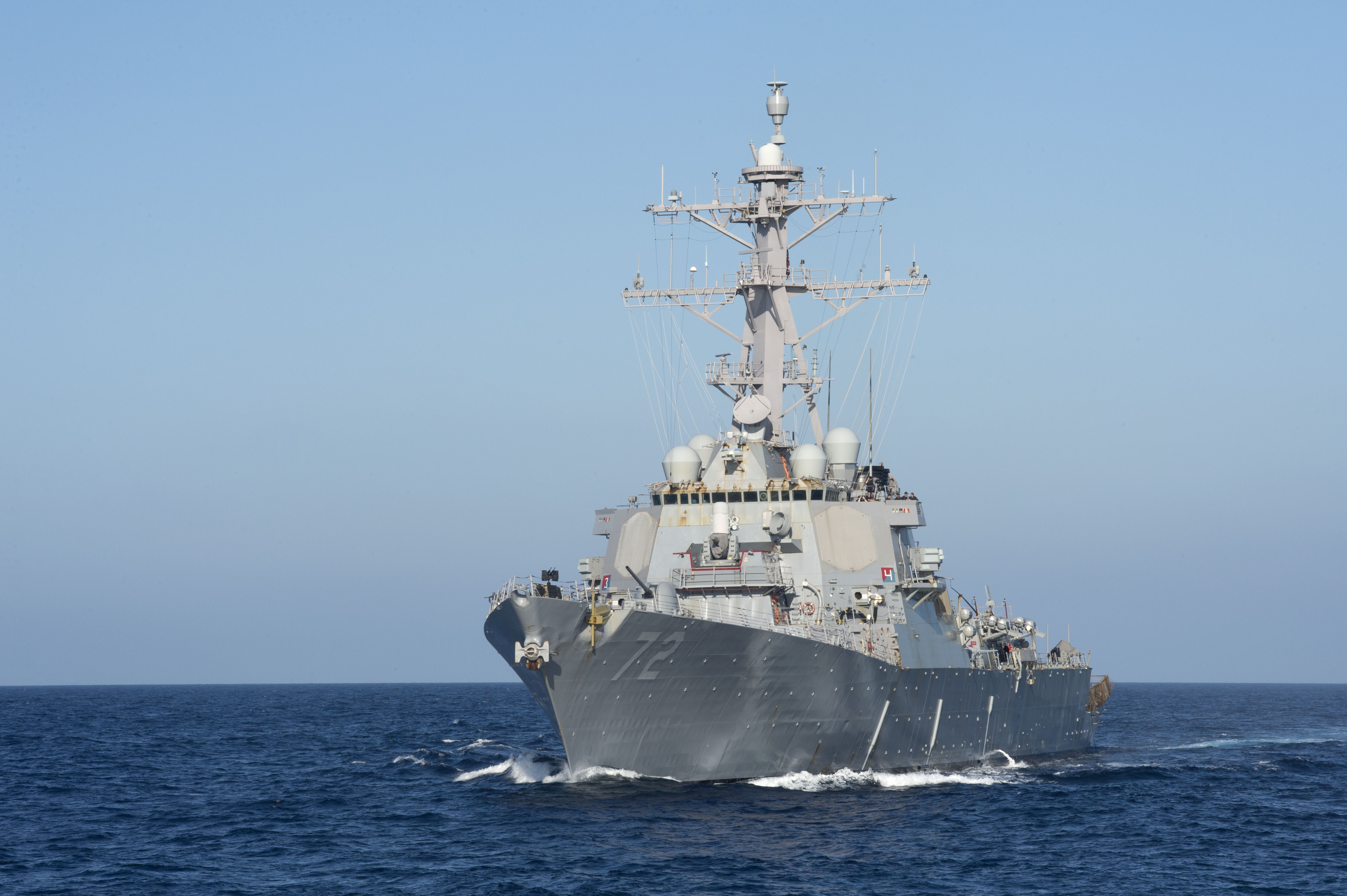 Arleigh Burke-class guided-missile destroyer USS Mahan (DDG-72) on July 16, 2016. US Navy Photo