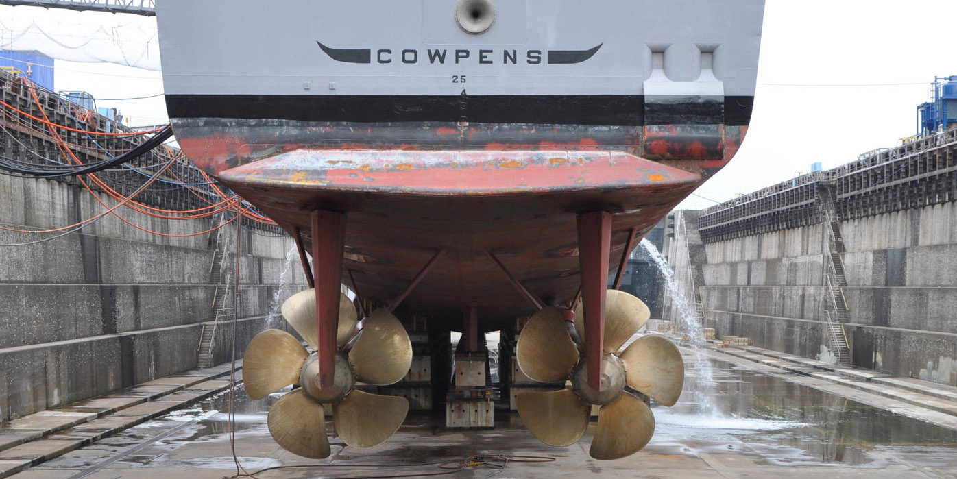 The controllable pitch propellors of USS Cowpens (CG-63) at Fleet Activities Yokosuka’s dry dock six n 2010. US Navy Photo