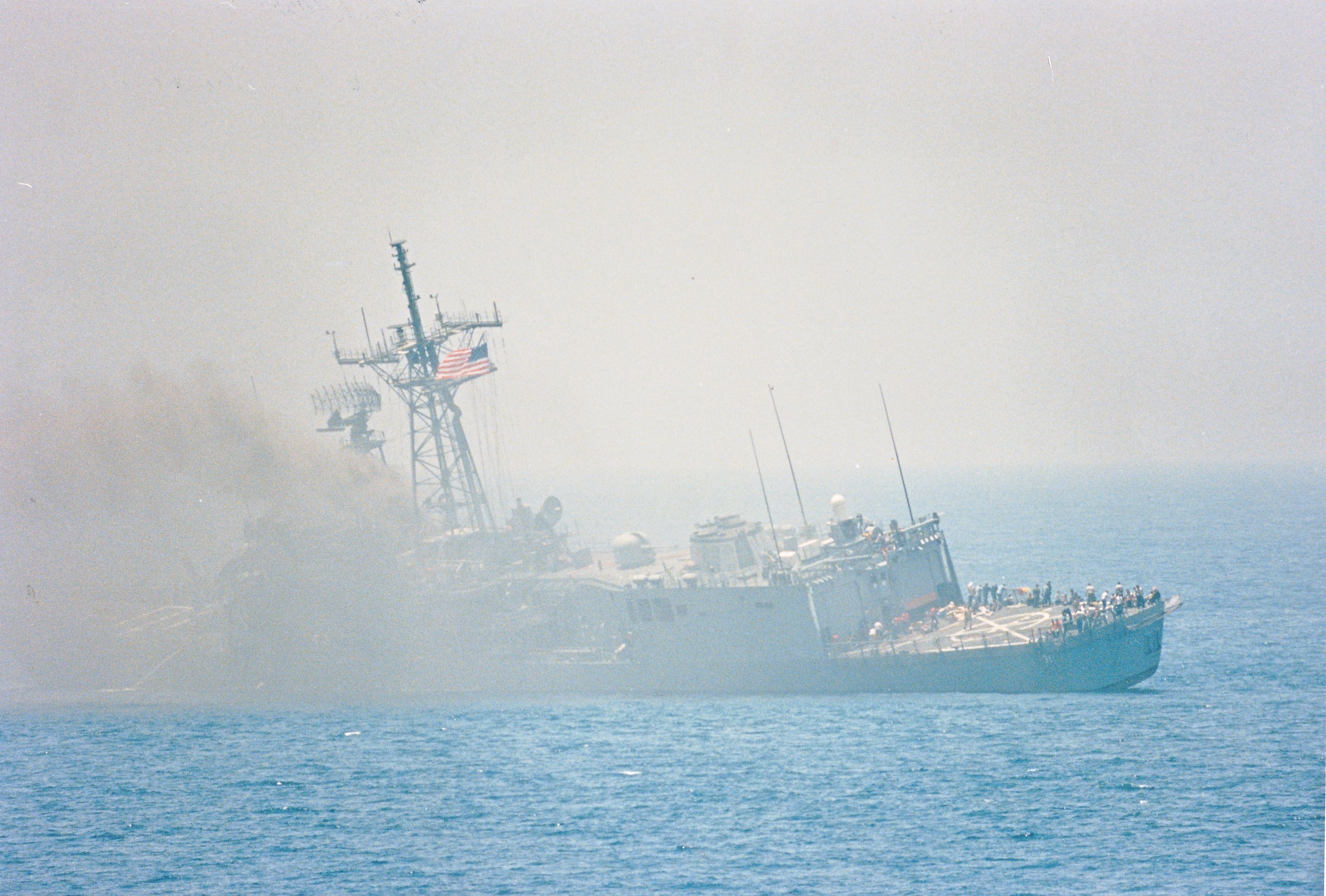 Uss stark. Фрегат Старк 1987. Удары по списанному фрегату FFG-54 USS.