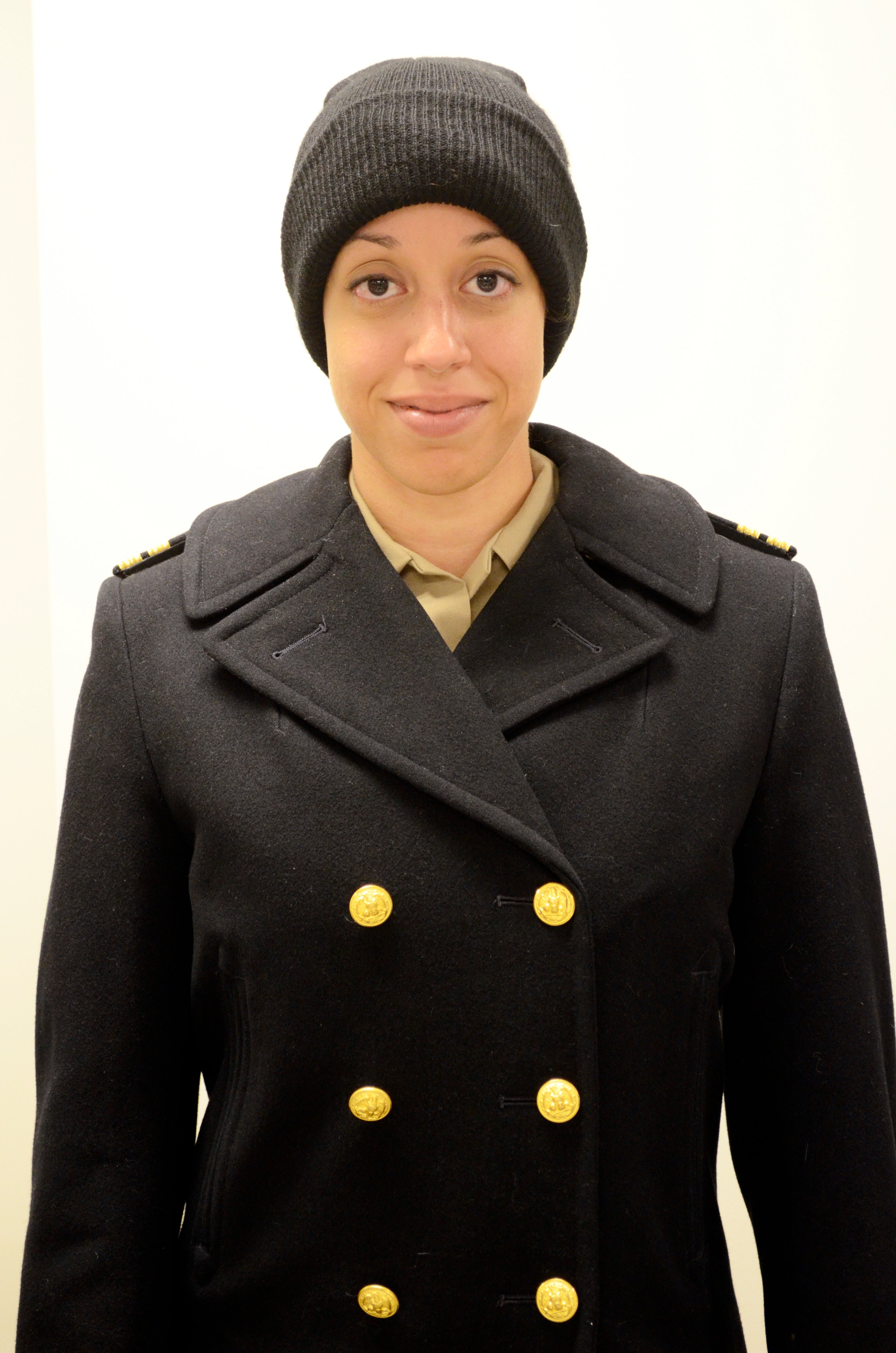 US Navy Pea Coat: The Iconic Cold Weather Uniform Essential - News Military