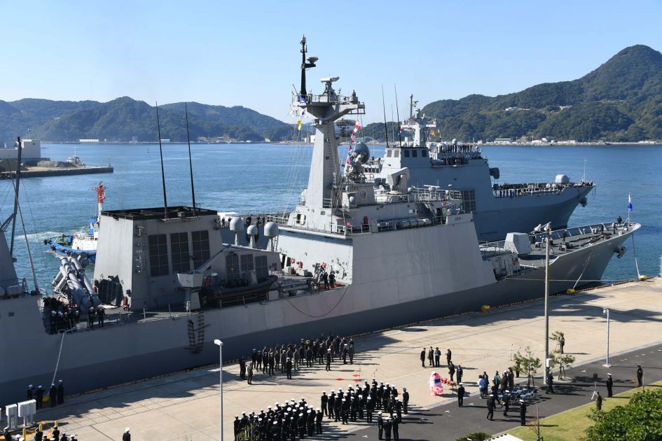 South Korean Navy Brings 3 Ships, 600 Cadets in Rare Japanese Port Call ...