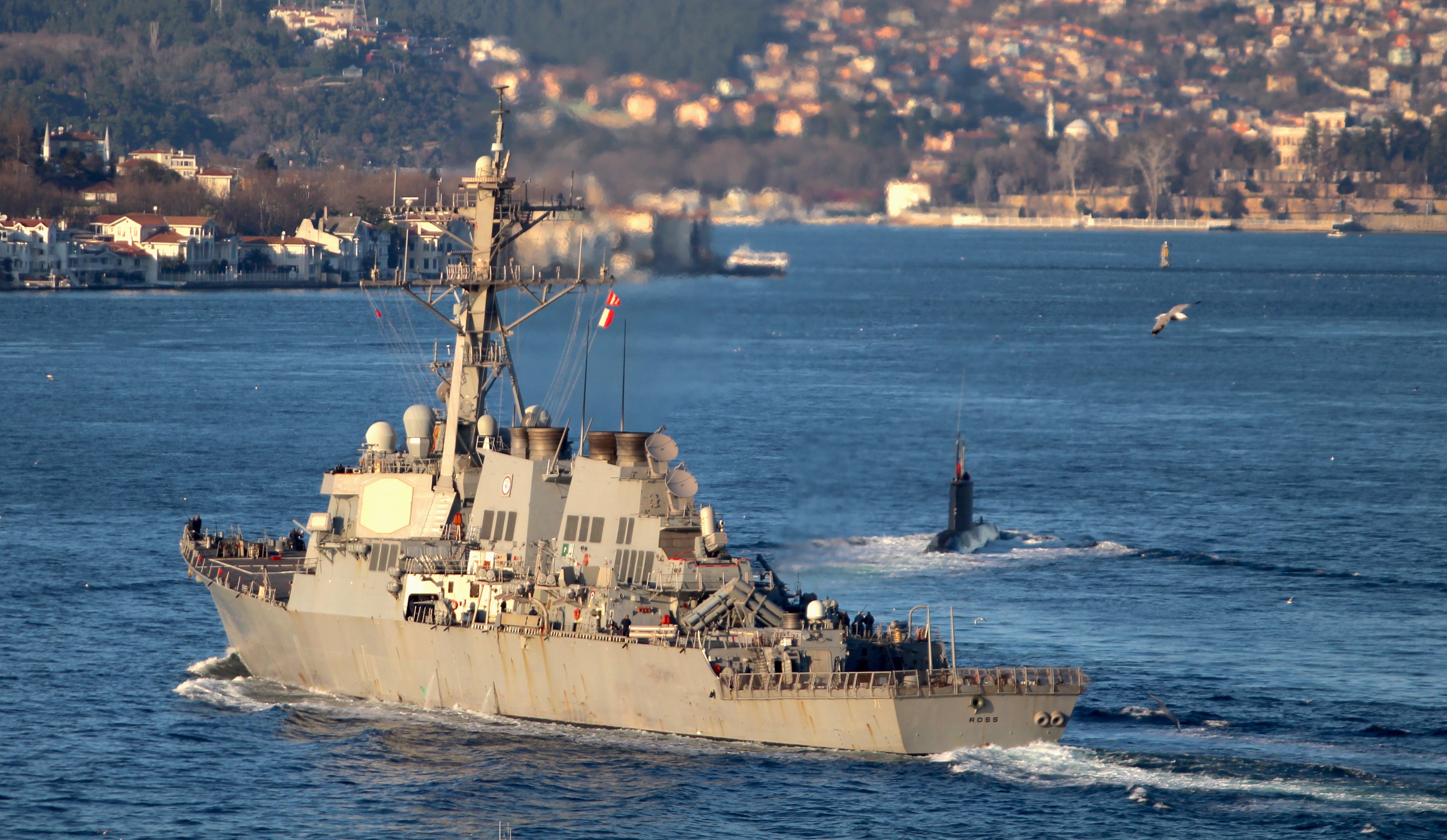 VIDEO: USS Ross Enters Black Sea, Movements Monitored by Russia - USNI News