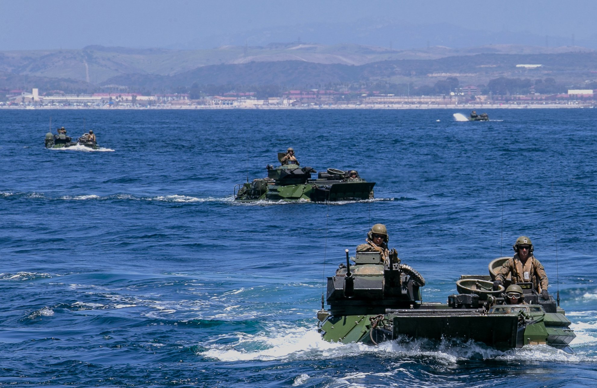 Marine Corps Explores AAV Reset Options | Defense Media 