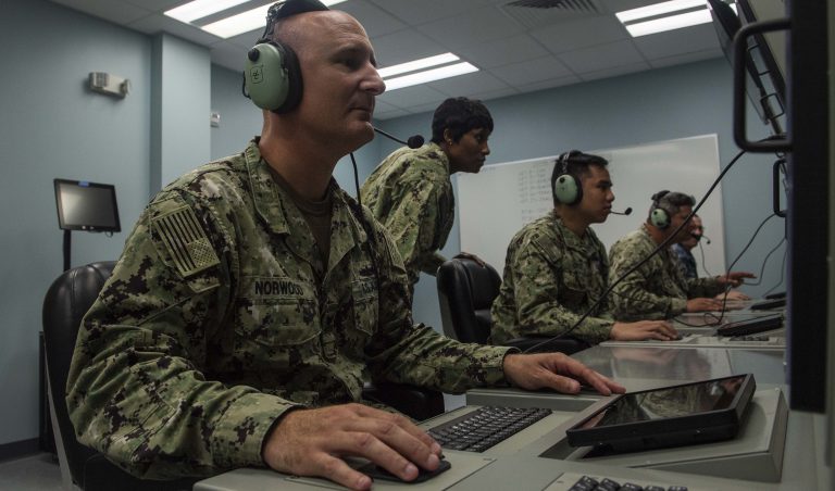 VIDEO: Navy Expanding Use of Virtual Trainers for Surface Ship Crews ...