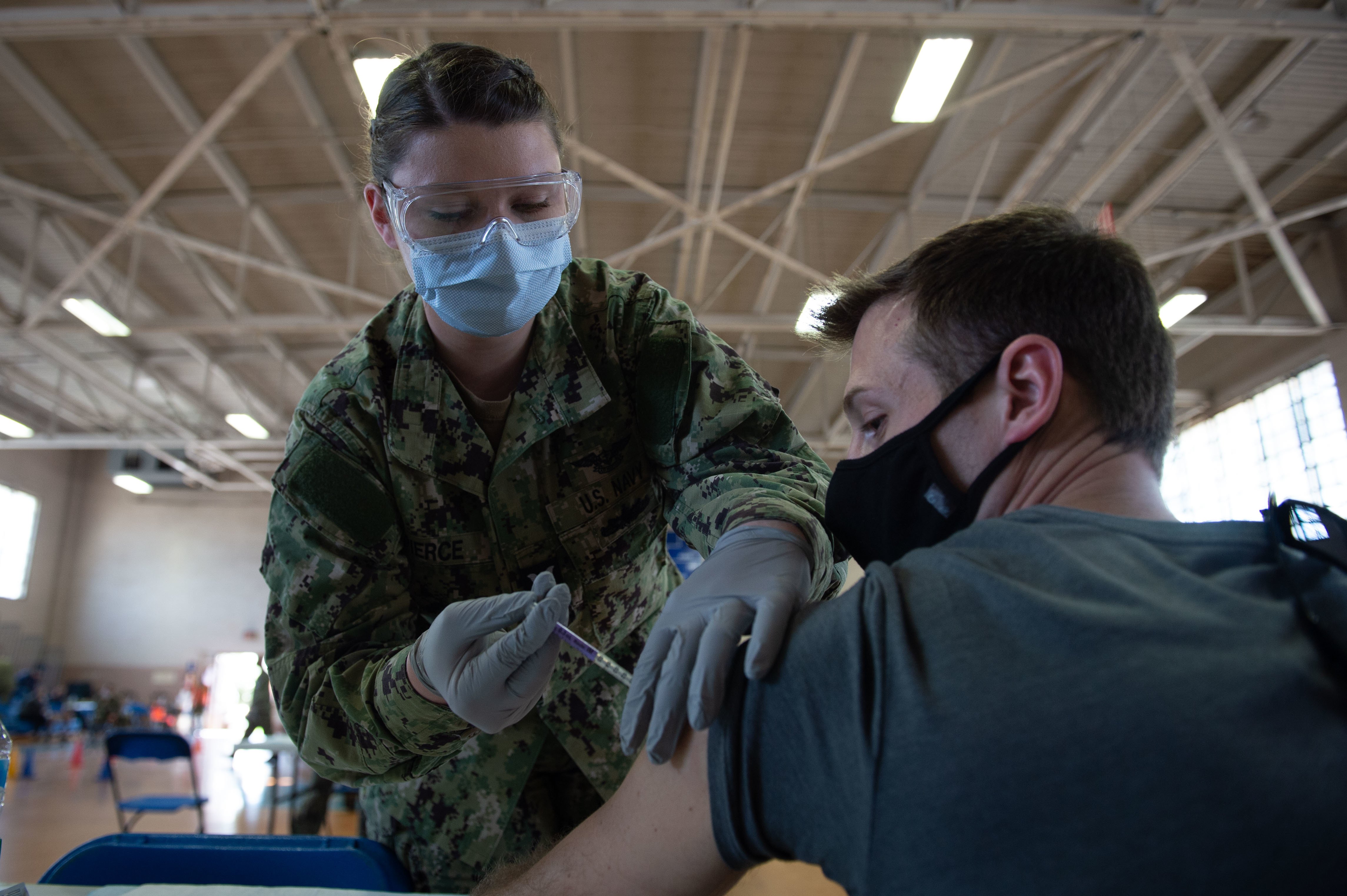 97% of Active-Duty Sailors Fully Vaccinated With Four Days Until Deadline