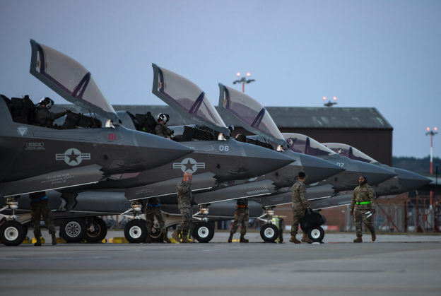 Blended U.S. Marine, U.K. Royal Air Force Air Wing Aboard HMS Queen ...