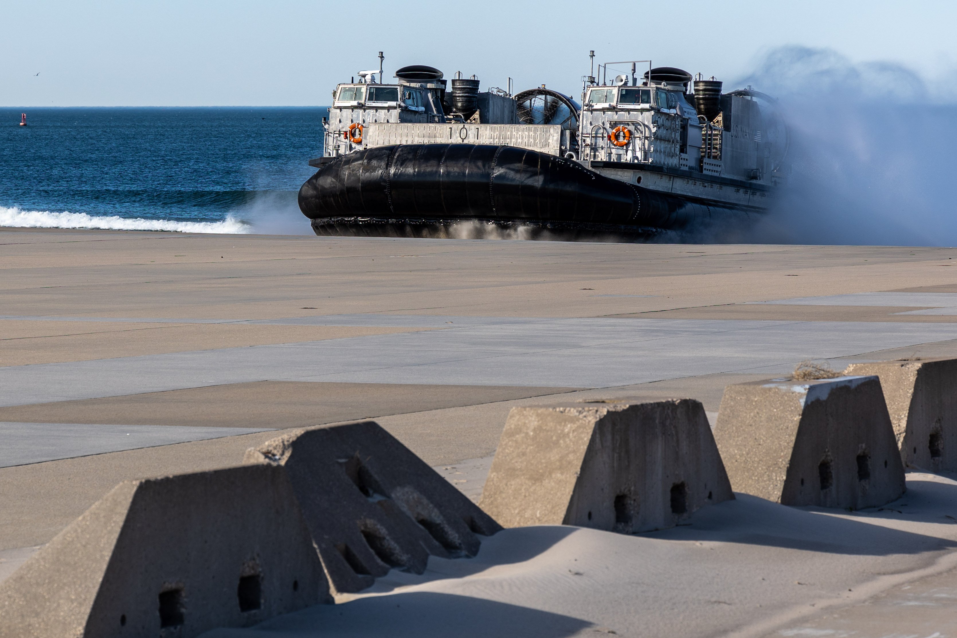Sun Rep Sisters Video - VIDEO: First New Navy Hovercrafts Deliver to Fleet Unit After Delays, Cost  Increases - USNI News