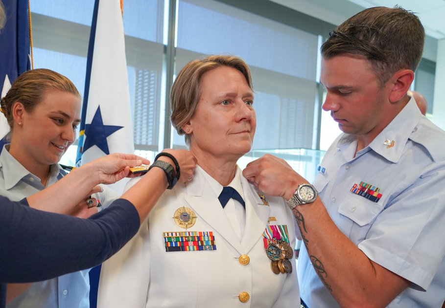 Senate Approves First Female Commandant for Coast Guard - USNI News