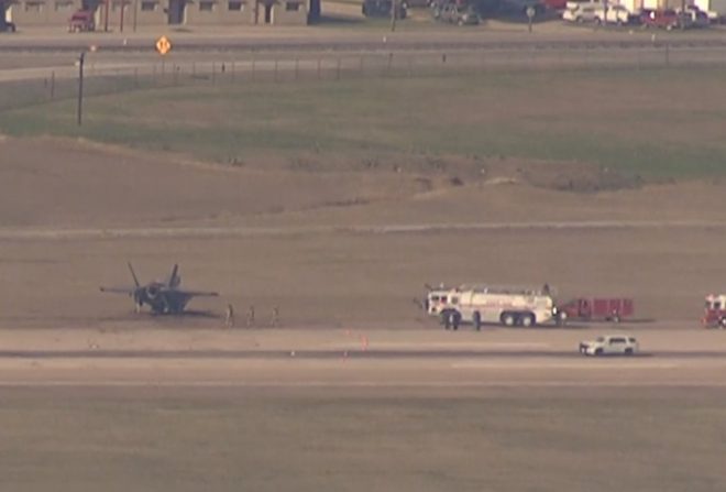F-35B Joint Strike Fighter Crashes in Texas, Pilot Safely Ejects