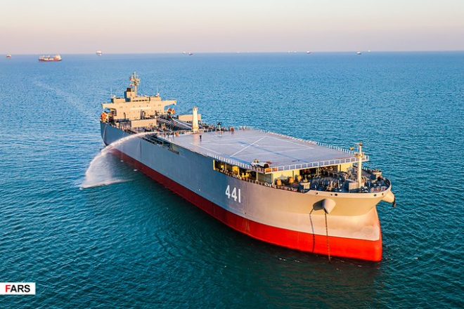 Iranian Navy Sending Ships to Panama Canal, Says Commander