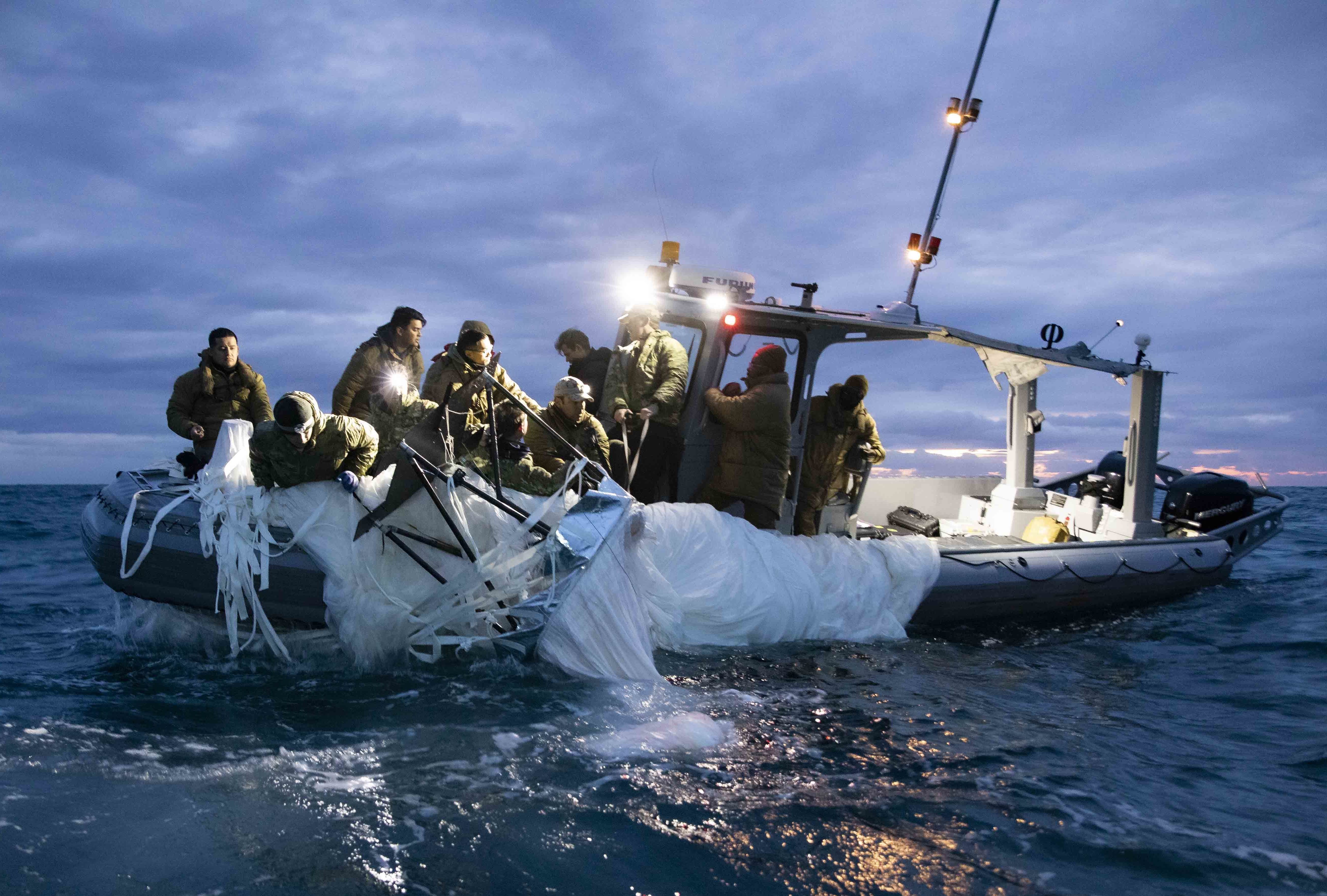 Navy Contracted Salvage Ship Underway to Collect Chinese Spy Balloon 