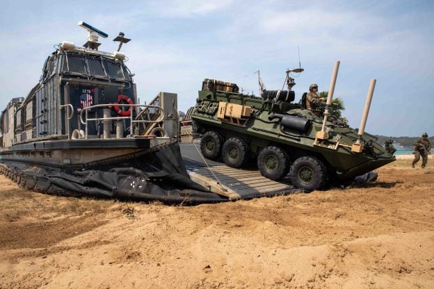 Makin Island ARG, 13th MEU Deployment Marks Amphibious Shift to the ...