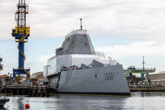 GAO: Zumwalt-class, Virginia Attack Boats Risk Delays in Fielding Hypersonic Missiles