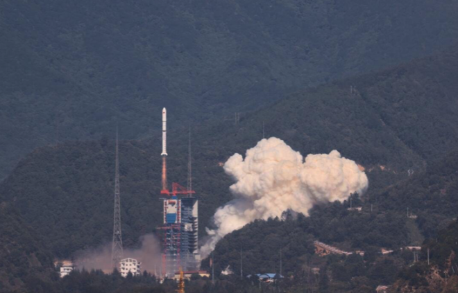 UPDATED: Chinese Rocket that Delivered Military Spy Satellites Breaks Up Over Texas