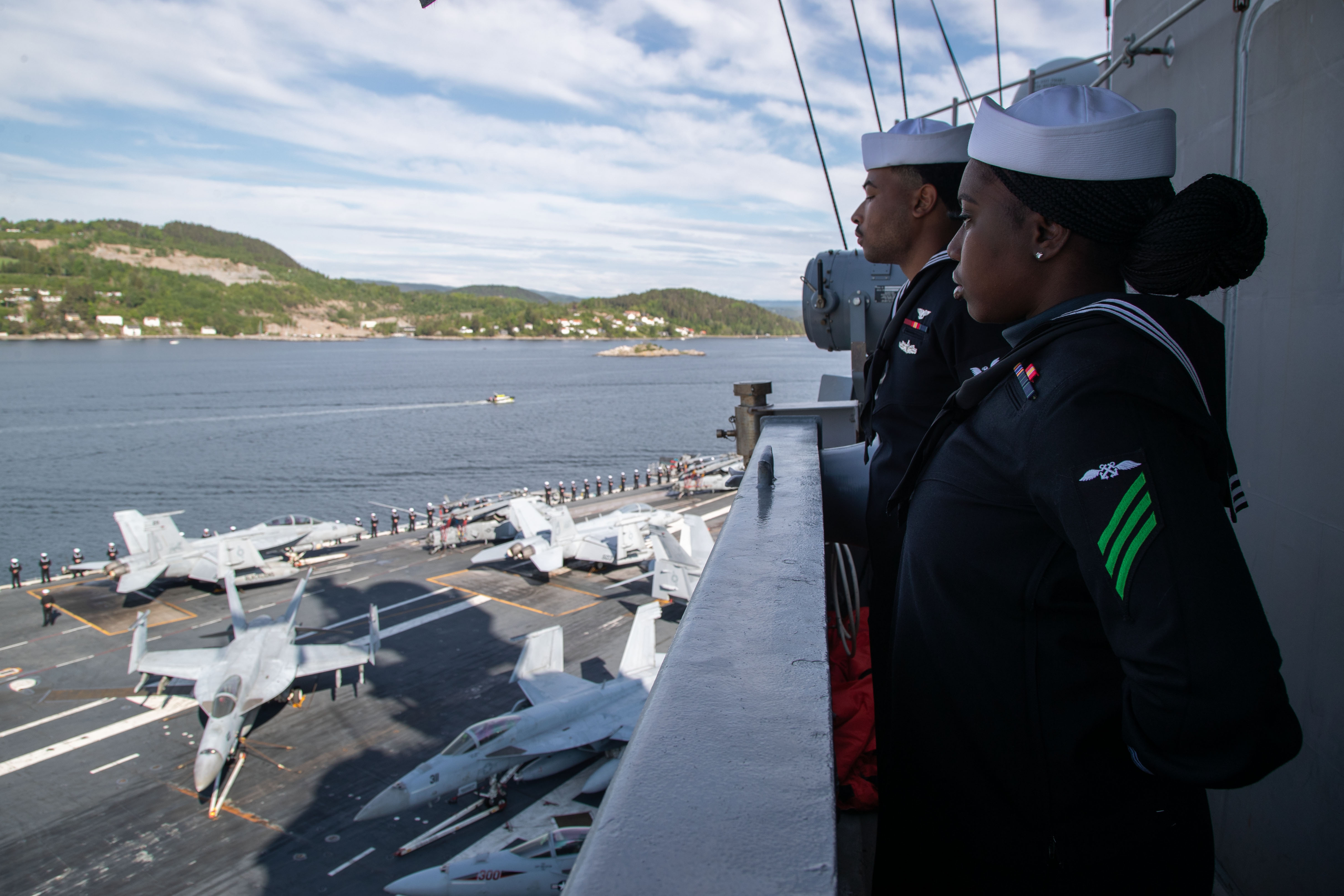 VIDEO: USS Gerald R. Ford Makes Norwegian Port Call, Kremlin Calls