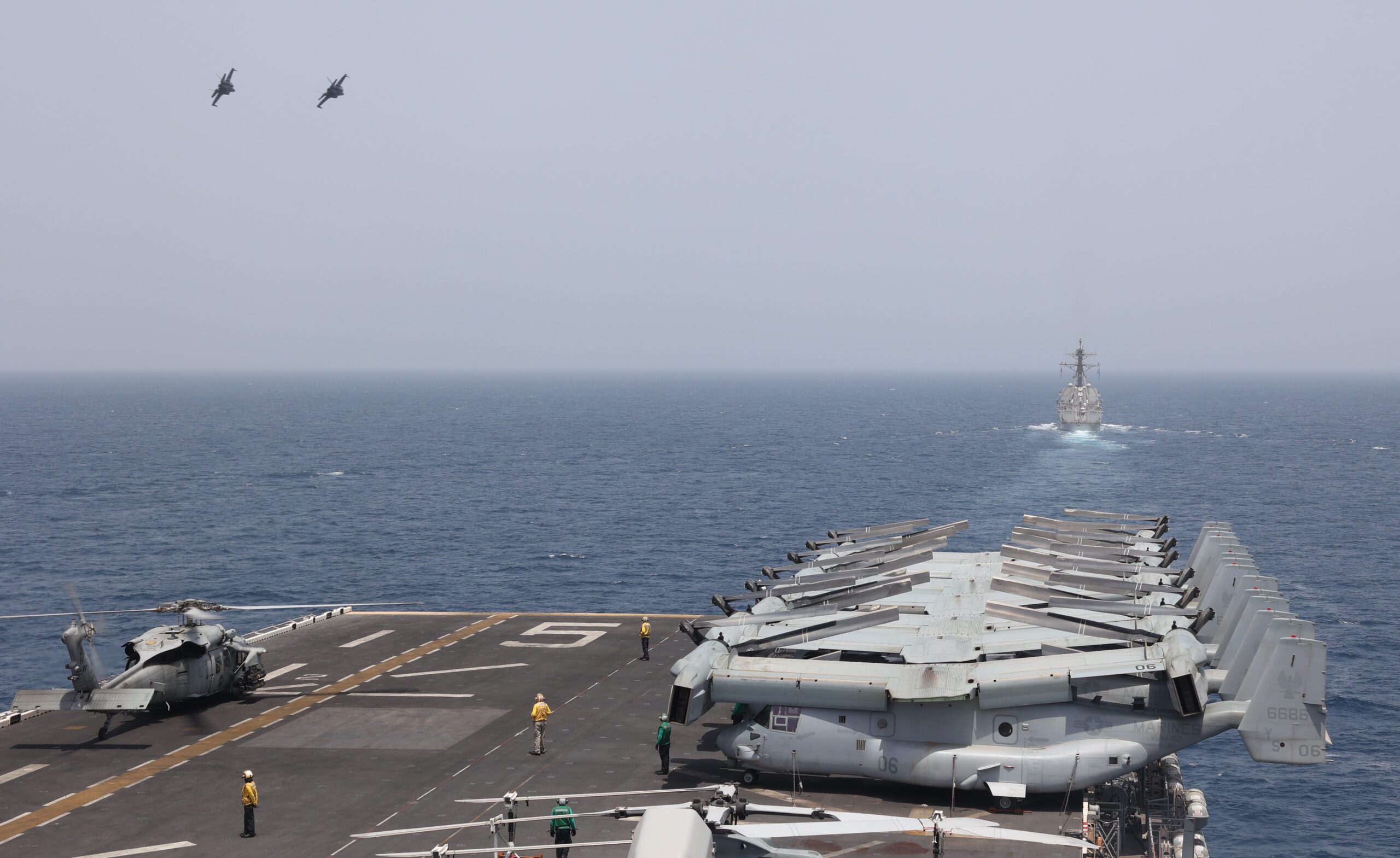 USS Bataan, USS Carter Hall and 26th MEU Now in the Persian Gulf - USNI