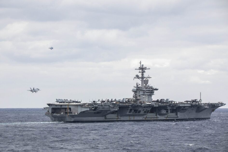 Carrier USS Carl Vinson Sails with Philippine Navy in South China Sea ...