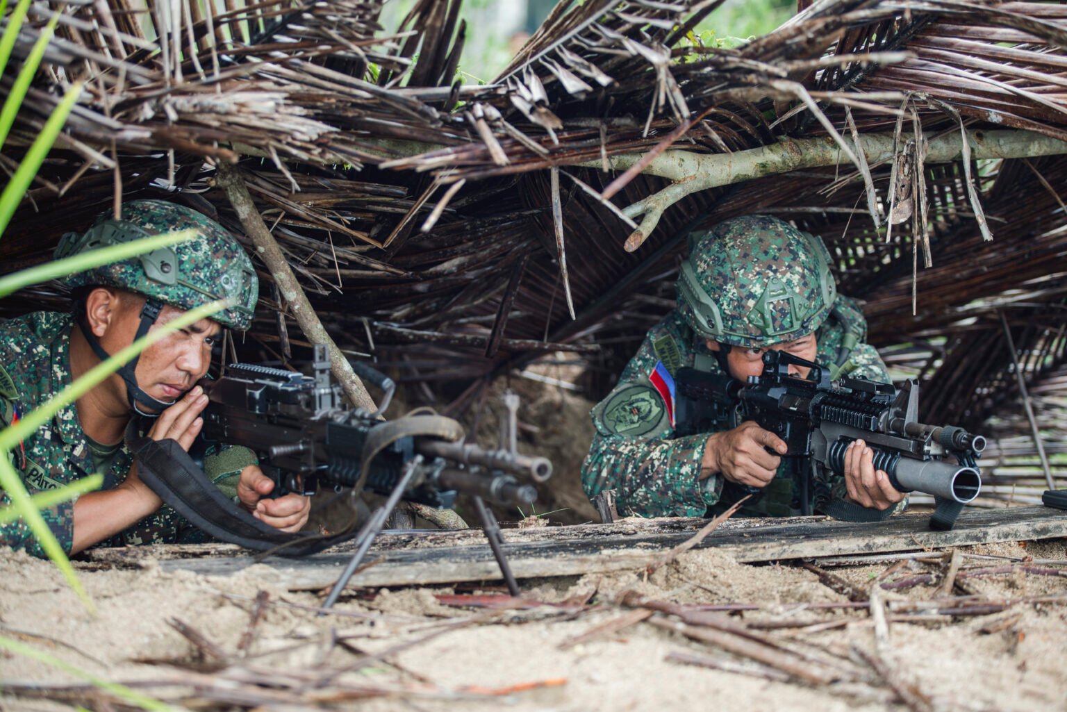 U S Philippine Marines Train To Repel Amphibious Invasion In Kamandag